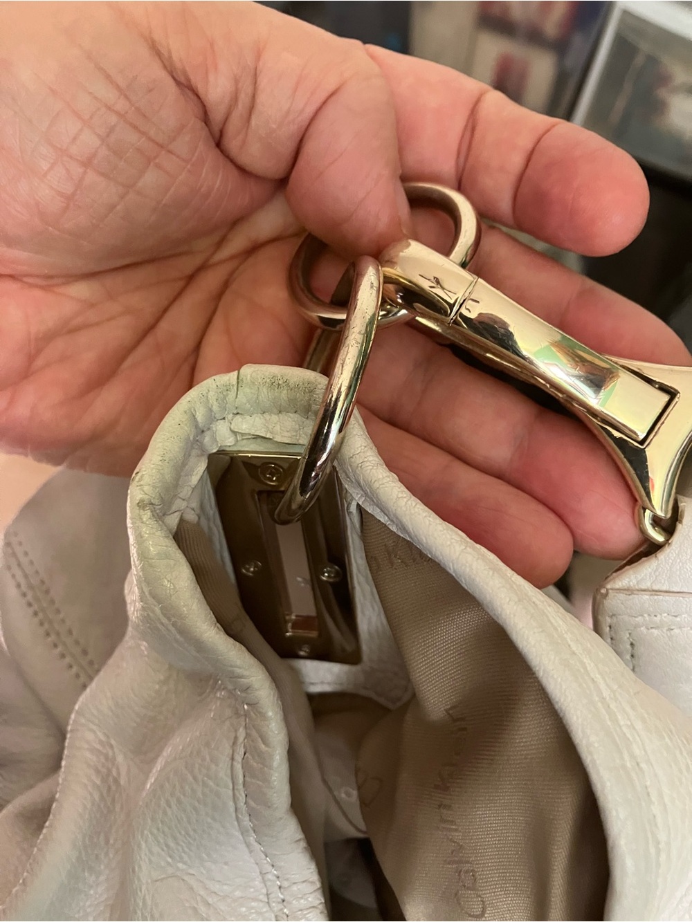 Calvin Klein Beige Leather Shoulder Bag - Picture 2 of 7